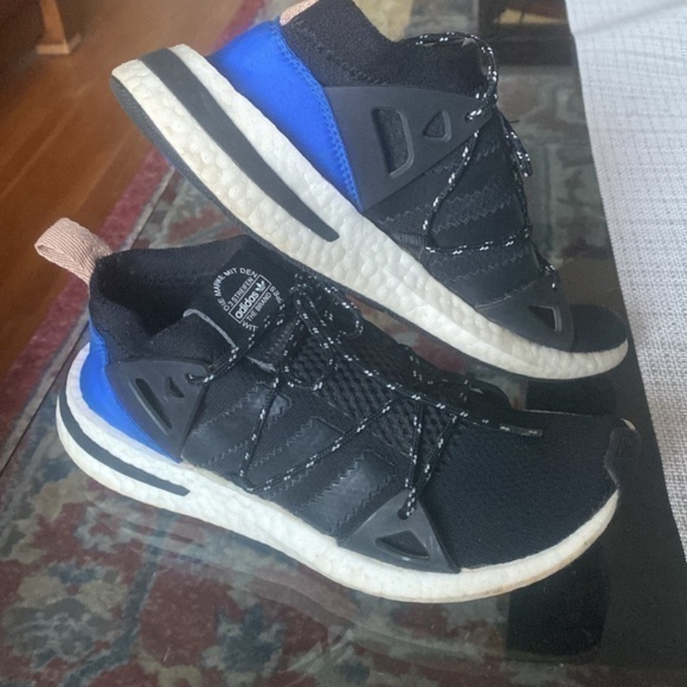 Adidas Akyn Core black blue running shoes